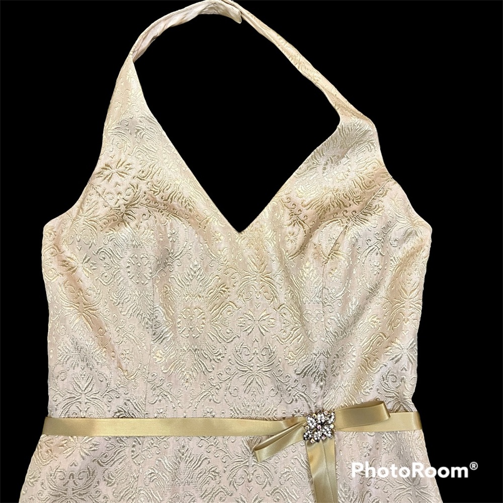 David’s Bridal Vintage Style Halter A-Line Dress Embroidered Damask